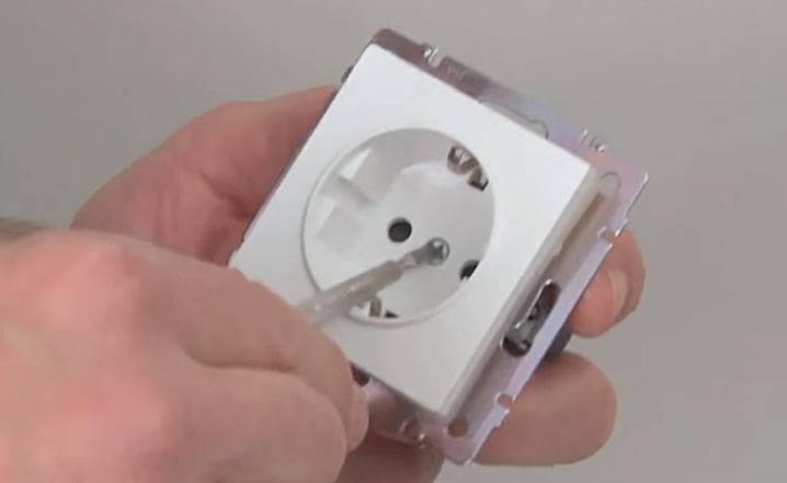 Interrupteurs intelligents : types, marquage, comment choisir et se connecter correctement