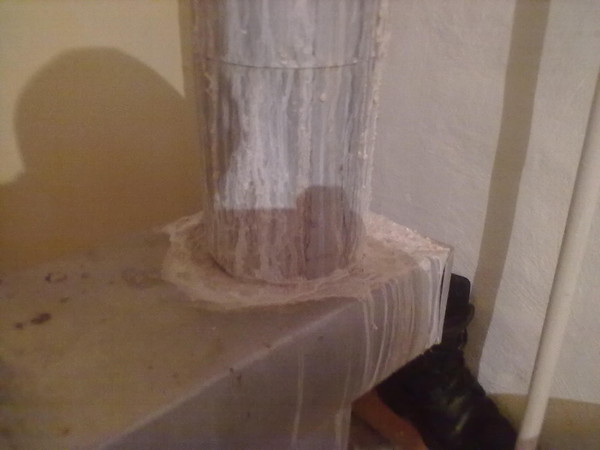 Pourquoi de la condensation se forme dans la cheminée de la fournaise: que faire