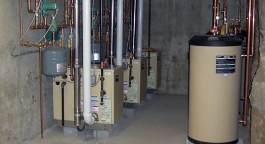 Chaufferie dans une maison privée: sélection d'équipements + règles technologiques pour l'appareil