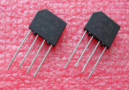 Comment choisir un driver de lampe LED : types, objectif + caractéristiques de connexion