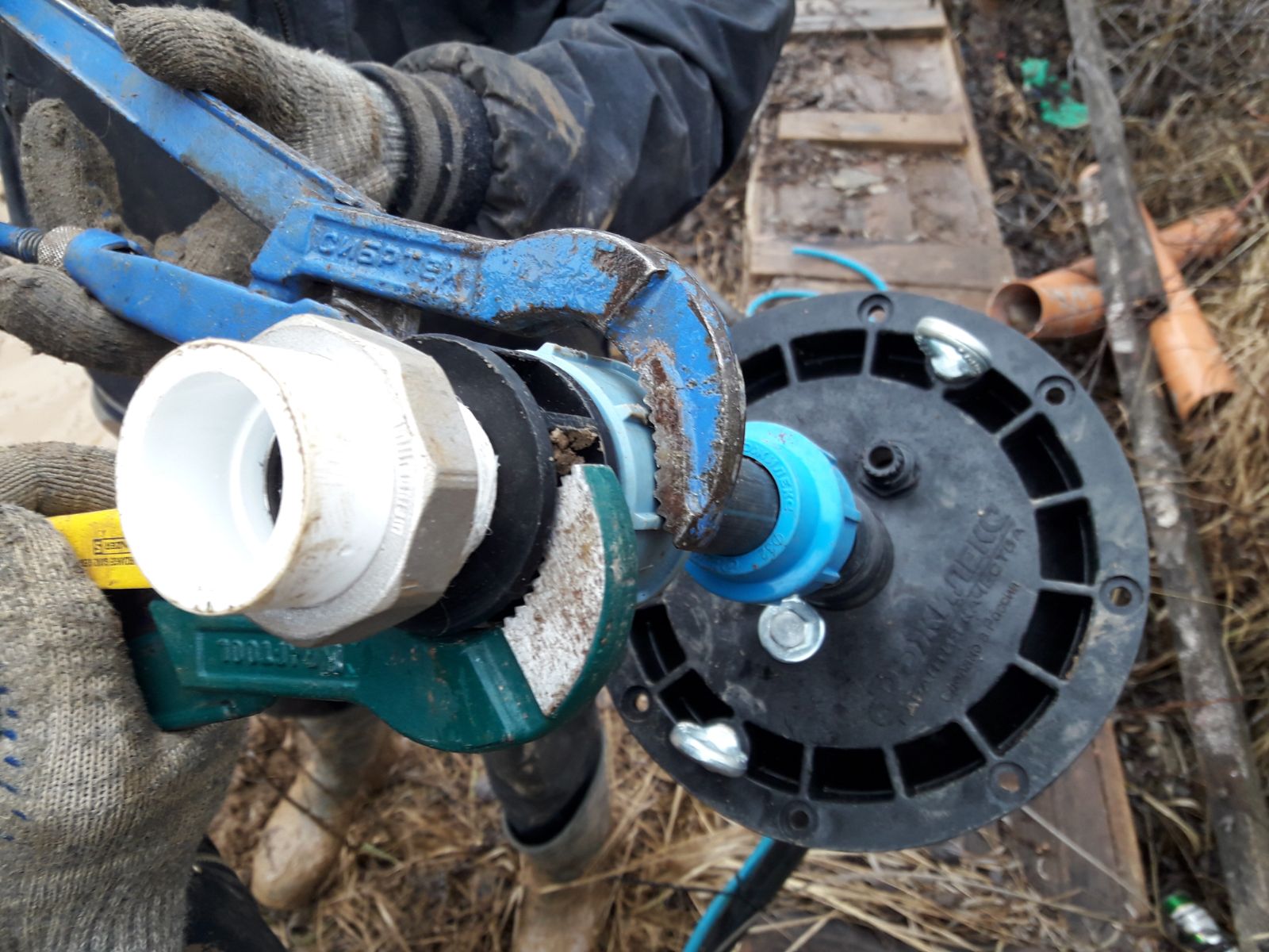 Tête de puits à faire soi-même - appareil, installation, installation