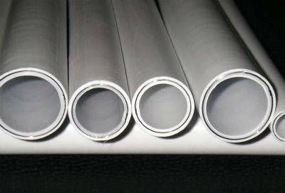 Raccords pour tuyaux métal-plastique : types, application, aperçu des meilleurs fabricants