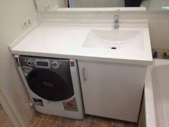 Les nuances de l'installation d'un évier sur une machine à laver: un exemple de travail étape par étape