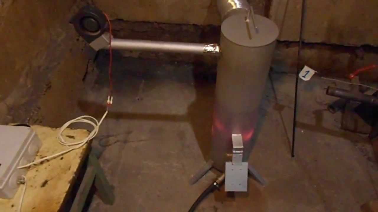 Chaudière à huile usée à faire soi-même: type fait maison pour les tests