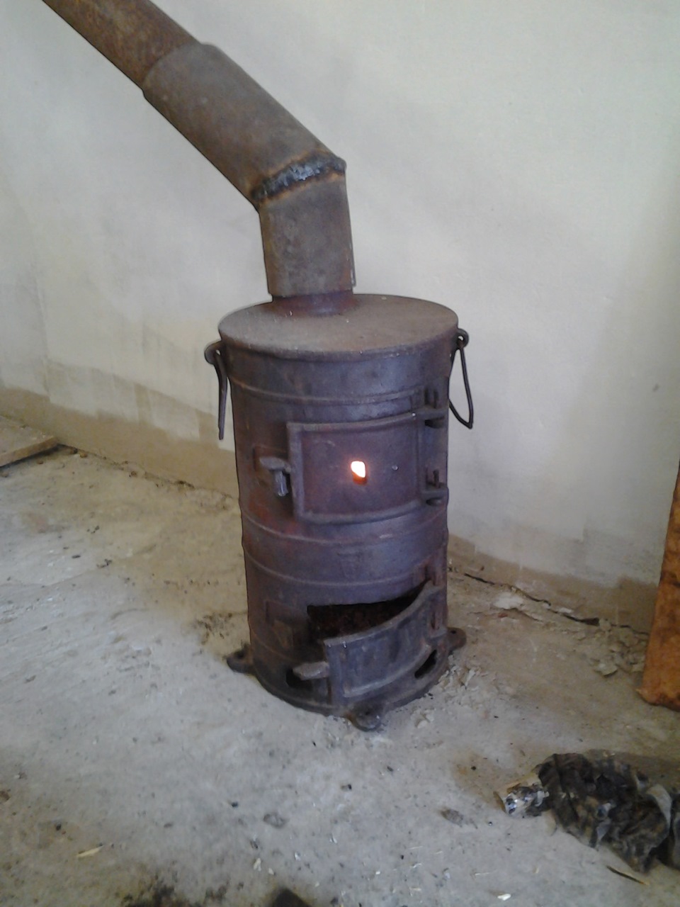 Fours à tonneau complexes et simples à faire soi-même