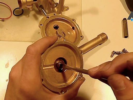 Remplacement de la membrane dans le geyser: la cause du dysfonctionnement + comment le faire soi-même