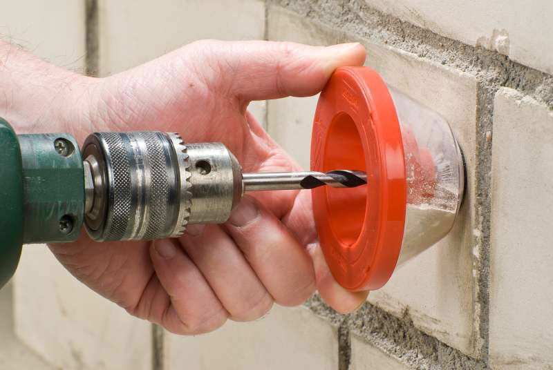 Nettoyer là où il n'y a pas de détritus : 6 meilleures façons de percer un mur sans débris