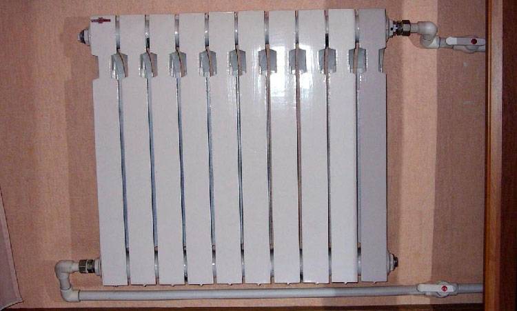 Système de chauffage d'une maison privée à circulation naturelle