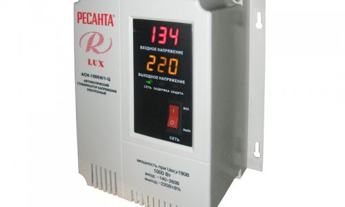 Stabilisateur de tension pour le réfrigérateur : comment choisir la bonne protection