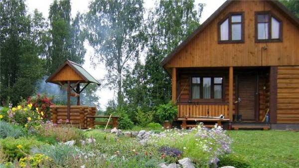 Aménager un puits dans le pays de vos propres mains: instructions étape par étape + conseils d'artisans expérimentés