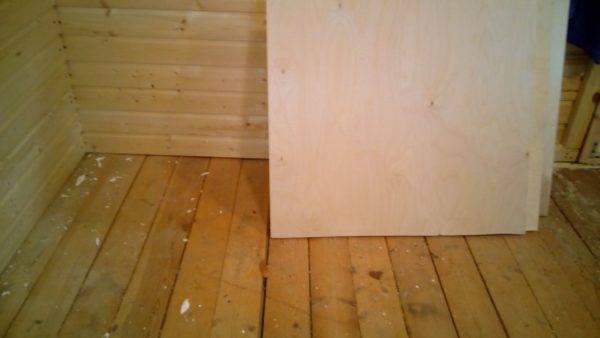 Comment faire un sol chauffé à l'eau sous linoléum: règles de conception et aperçu de la technologie d'installation