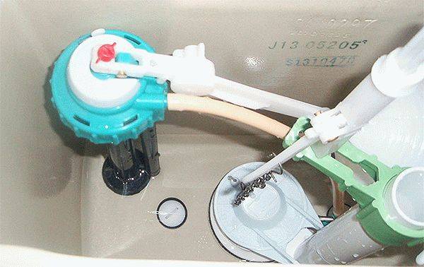 Comment régler le flotteur pour les toilettes et le changer si nécessaire