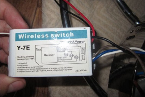 Assemblage et installation d'un lustre: instructions détaillées pour l'installation et la connexion de vos propres mains