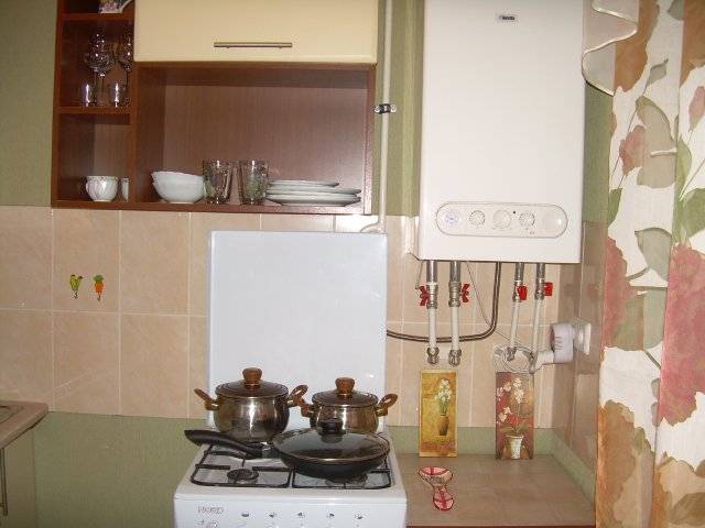 Comment cacher un chauffe-eau à gaz dans la cuisine