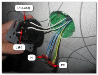 Installation et réparation d'un interrupteur rétro-éclairé