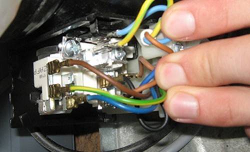 Comment démarrer un compresseur de réfrigérateur bloqué sans relais - caractéristiques d'un relais et d'un compresseur