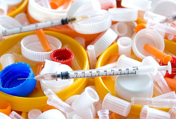 Pourquoi vous ne pouvez pas jeter les piles à la poubelle : qu'est-ce que ce sera ?