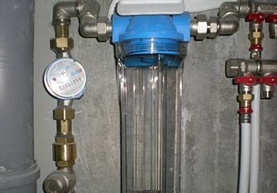 Filtres à gaz: types, appareil, objectif et caractéristiques du choix d'un filtre à gaz