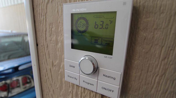 Entretien des chaudières à gaz Navien: instructions d'installation, de connexion et de configuration