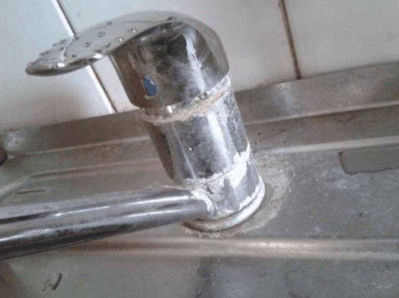 Nettoyant pour plomberie : comment nettoyer les toilettes, la baignoire et le lavabo