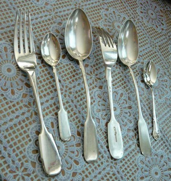 Qu'est-ce qui peut et ne peut pas être lavé au lave-vaisselle: caractéristiques du lavage de la vaisselle à partir de différents matériaux