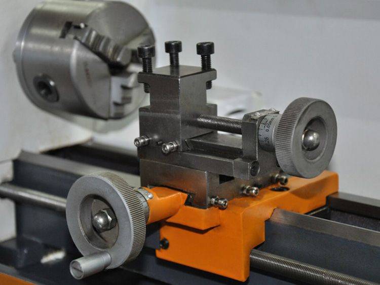 Machine de découpe pour le métal à faire soi-même: schéma et procédure d'assemblage de produits faits maison