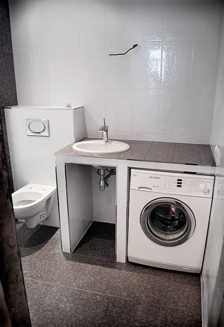 Évier au-dessus de la machine à laver: caractéristiques de conception + nuances d'installation