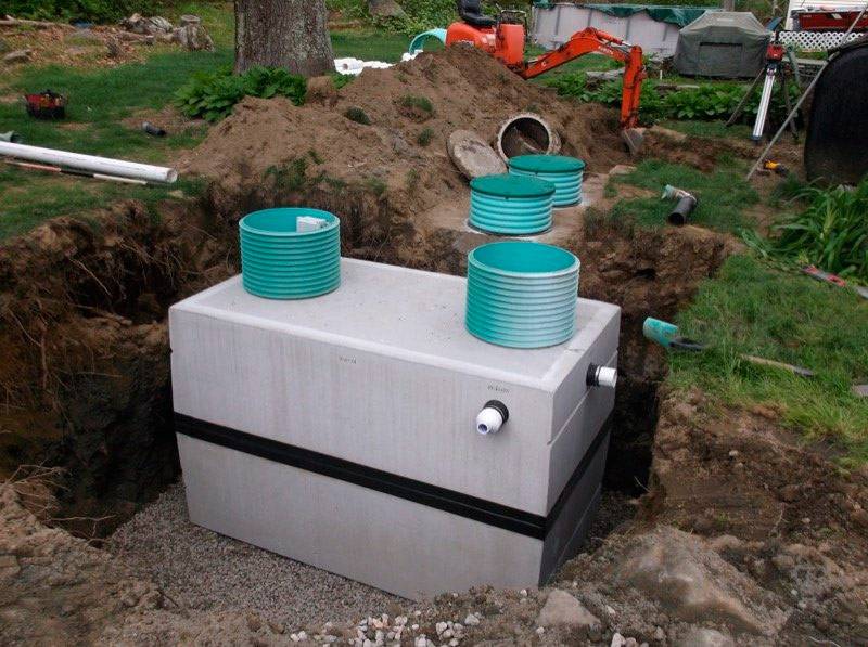 Fosse septique : comment choisir + comment le faire soi-même