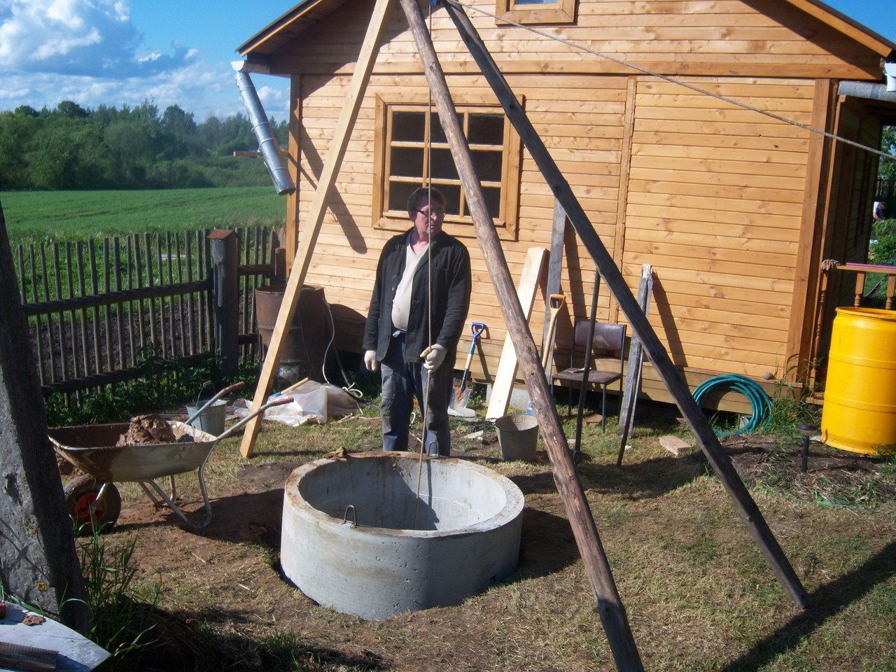 Joint hydraulique pour un puits : les meilleures façons de sceller les joints des anneaux en béton armé