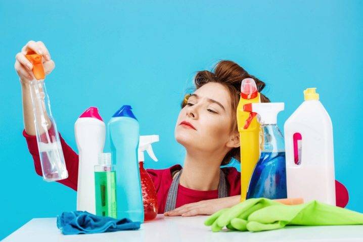 Comment laver efficacement le plafond tendu et ne pas le déchirer