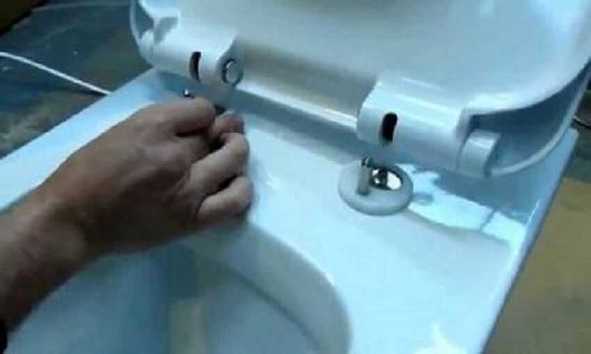 Siège de toilette avec microlift: qu'est-ce que c'est, microlifts pour le couvercle, roca dama senso et autres fabricants, réparation à faire soi-même