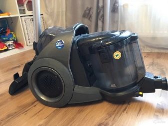 Test de l'aspirateur Samsung SW17H9071H avec aquafiltre : un triple coup à la pollution