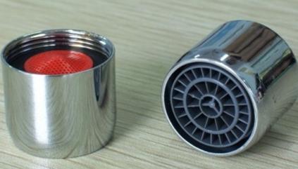 Pourquoi avez-vous besoin d'un aérateur pour le mélangeur et comment le changer vous-même ?