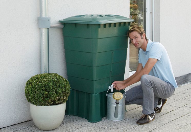 Système de récupération d'eau de pluie et options d'utilisation de l'eau de pluie à la maison