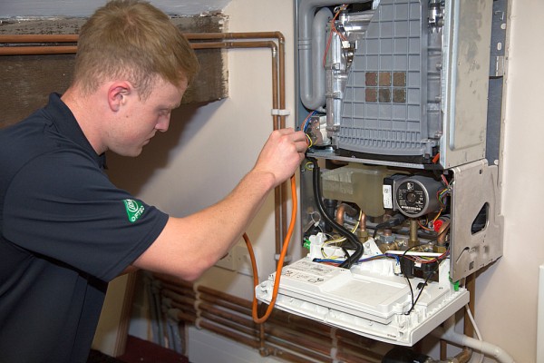 Comment allumer une chaudière à gaz: instructions étape par étape + règles de fonctionnement en toute sécurité