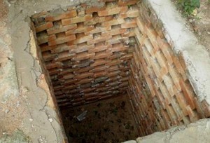 Dispositif d'assainissement dans le pays: comparaison de 3 options différentes les unes avec les autres