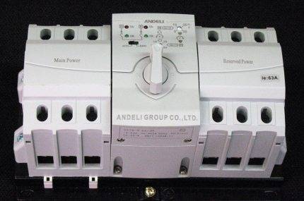 Un boîtier pour un compteur électrique dans un appartement: les nuances du choix et de l'installation d'un boîtier pour un compteur électrique et des machines