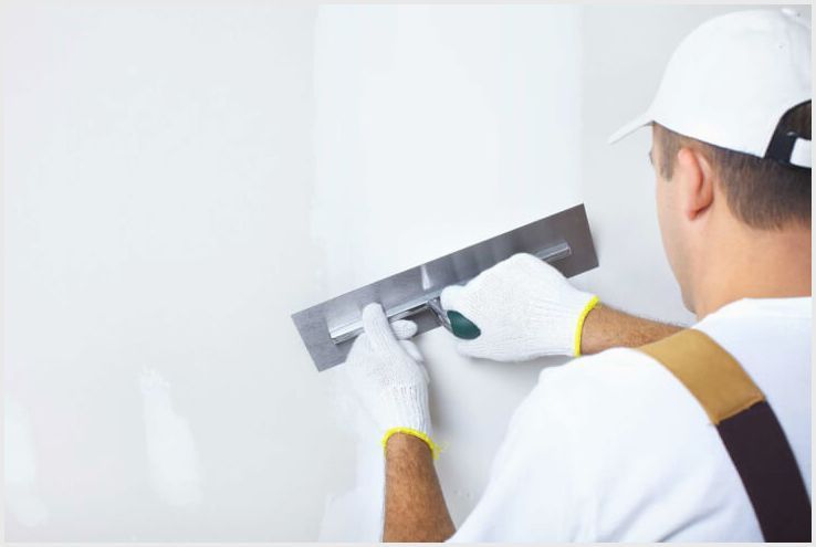 Un moyen facile d'effectuer rapidement des réparations dans un appartement aux murs inégaux