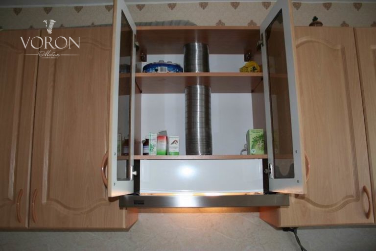 Les dimensions de la hotte pour la cuisine - quelles devraient être? (une photo)