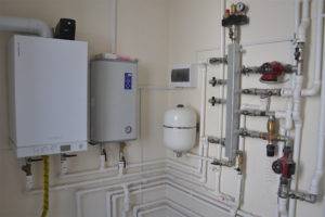 Chauffage mixte : construction d'un système "radiateurs plus plancher chauffant"