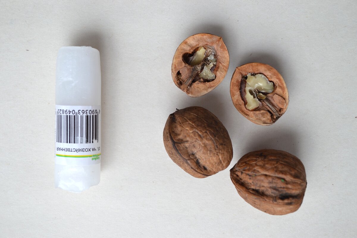 25 façons professionnelles et folkloriques d'éliminer les rayures et les éraflures des meubles