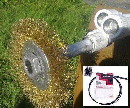 Comment nettoyer une cheminée: un aperçu des 3 meilleures façons de nettoyer une cheminée de la suie