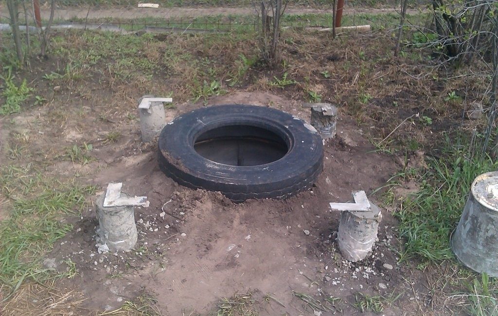 Comment faire des toilettes à la campagne de vos propres mains: dessins, dimensions