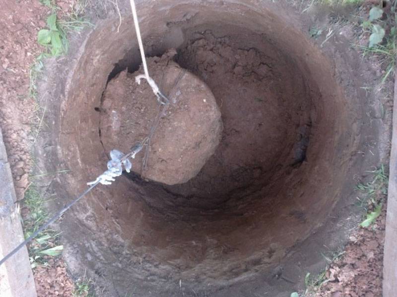Comment creuser un puits de vos propres mains: instructions étape par étape