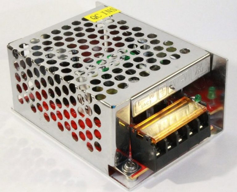 Bande LED 12v ou 24v - que vaut-il mieux choisir ?