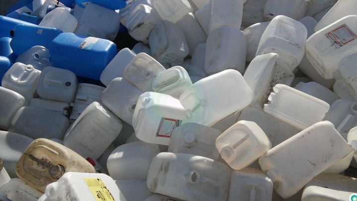 Réservoirs d'eau en plastique : types, avantages et inconvénients + recommandations pour le choix