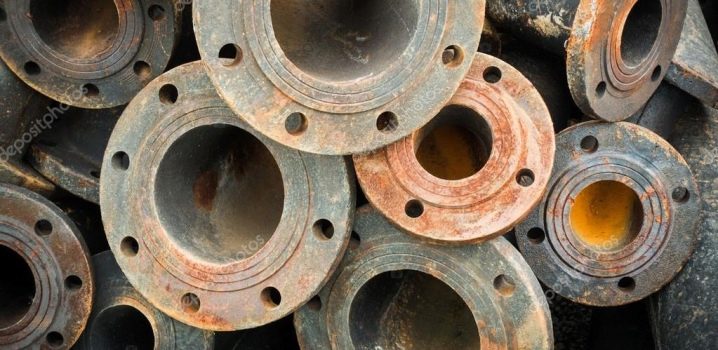 Tuyaux en fonte pour assainissement externe: types, caractéristiques d'application et d'installation