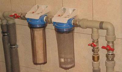 Filtres à gaz: types, appareil, objectif et caractéristiques du choix d'un filtre à gaz