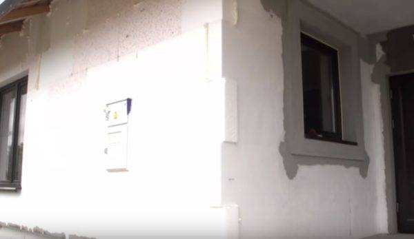 Comment faire de vos propres mains l'isolation des conduites d'eau dans une maison privée