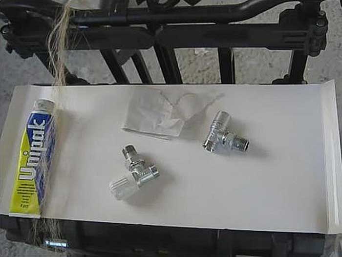 Procédés de raccordement de conduites de gaz et procédés de scellement de joints